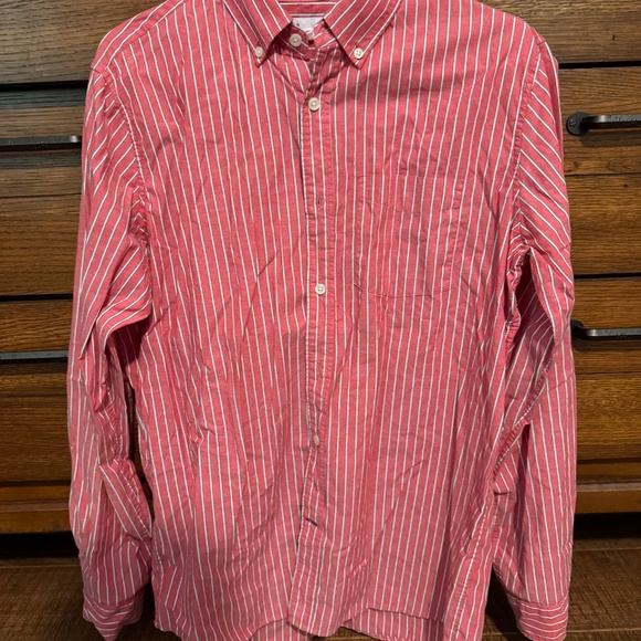 **4 for $20** Gap Button Ups - Picture 6 of 7